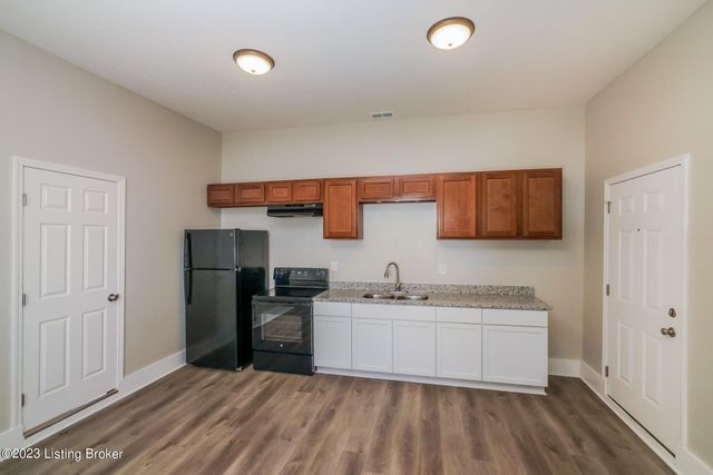 3409 Vermont Ave, Louisville, KY 40211