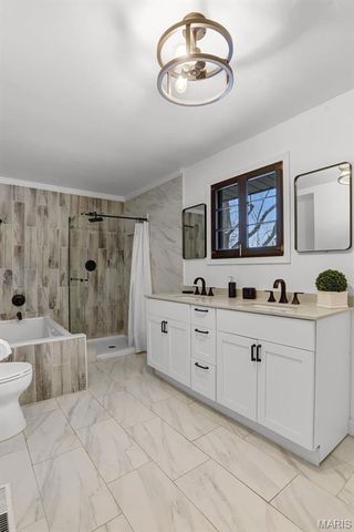 28 Oakleigh Drive, Belleville, IL 62223