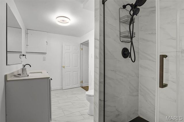 28 Oakleigh Drive, Belleville, IL 62223