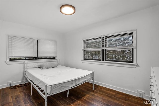 28 Oakleigh Drive, Belleville, IL 62223