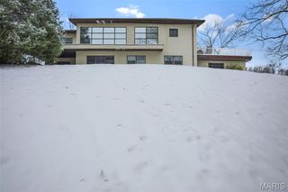 28 Oakleigh Drive, Belleville, IL 62223