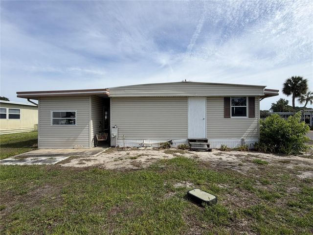 171 PARADISE N, Leesburg, FL 34788