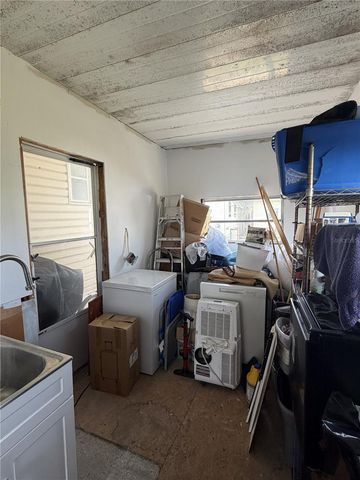 171 PARADISE N, Leesburg, FL 34788
