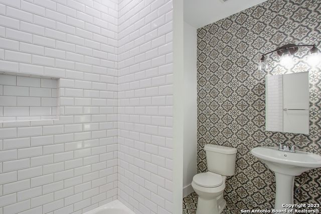 1491 Winding Creek Trail, Spring Branch, TX 78070