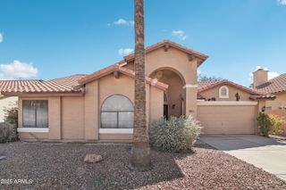 10729 W LAURELWOOD Lane, Avondale, AZ 85392