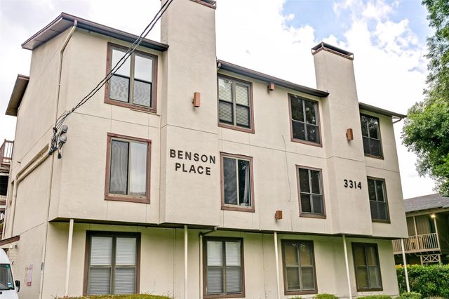 3314 Douglas Avenue 202, Dallas, TX 75219