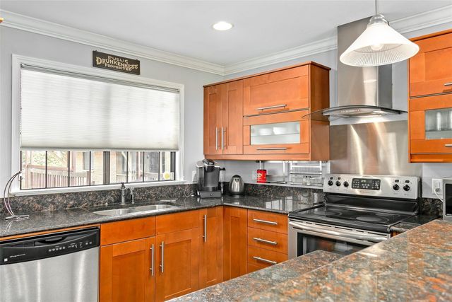 3314 Douglas Avenue 202, Dallas, TX 75219
