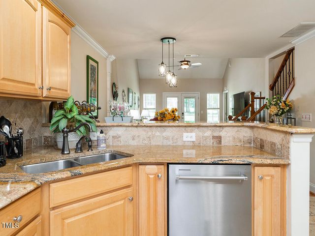 829 Creek Crossing Trail, Whitsett, NC 27377