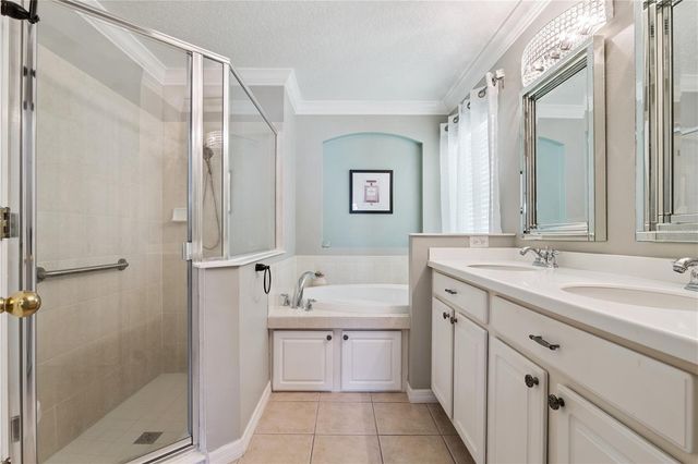 9943 HERON POINTE DRIVE, Orlando, FL 32832