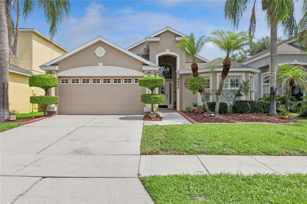 9943 HERON POINTE DRIVE, Orlando, FL 32832