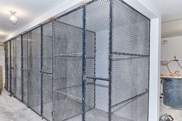 5709 W Seminole Street 1, Chicago, IL 60646