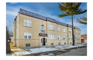 5709 W Seminole Street 1, Chicago, IL 60646