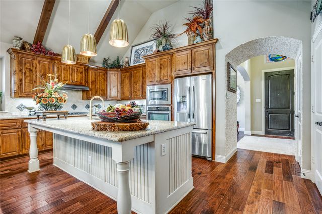 5604 Hummingbird Lane, Fairview, TX 75069