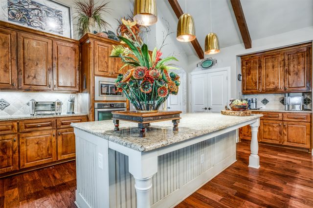 5604 Hummingbird Lane, Fairview, TX 75069