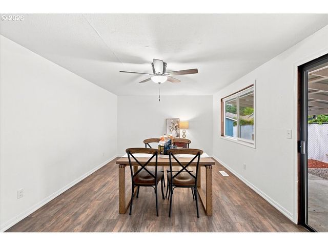 1617 BELMONT Ave, Albany, OR 97321