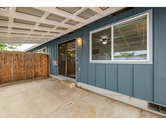 1617 BELMONT Ave, Albany, OR 97321