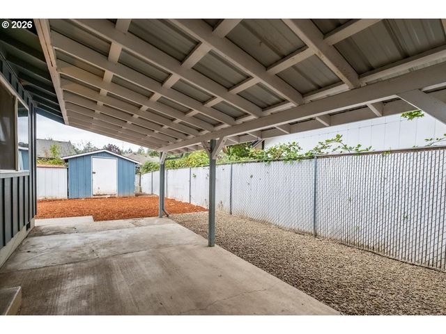 1617 BELMONT Ave, Albany, OR 97321