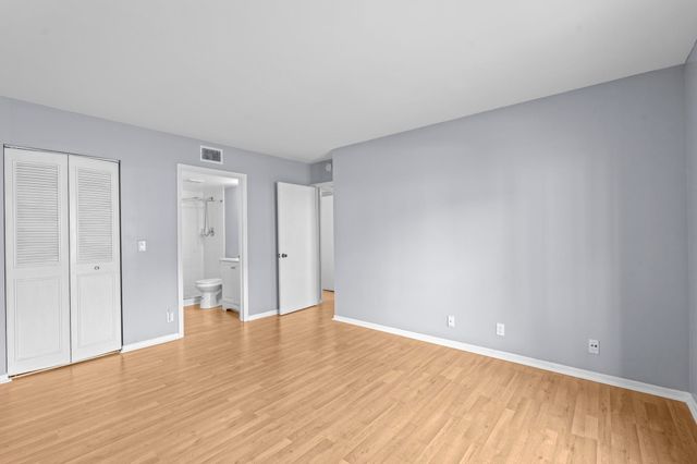 1010 Green Pine Boulevard E1, West Palm Beach, FL 33409