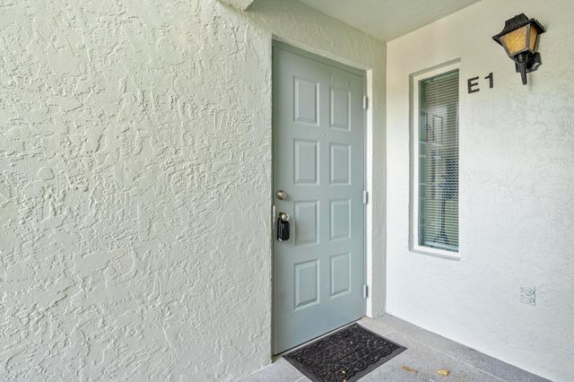 1010 Green Pine Boulevard E1, West Palm Beach, FL 33409