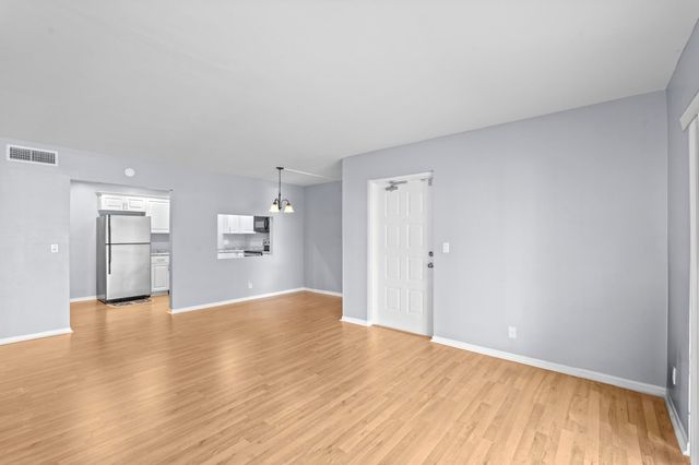 1010 Green Pine Boulevard E1, West Palm Beach, FL 33409