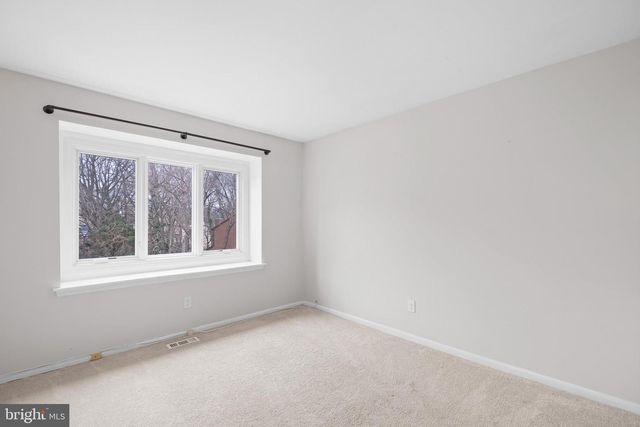 5552 DORAL DR, Wilmington, DE 19808