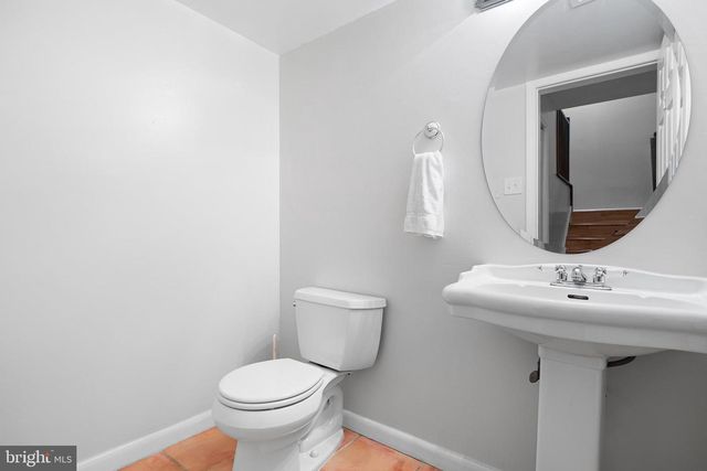 5552 DORAL DR, Wilmington, DE 19808