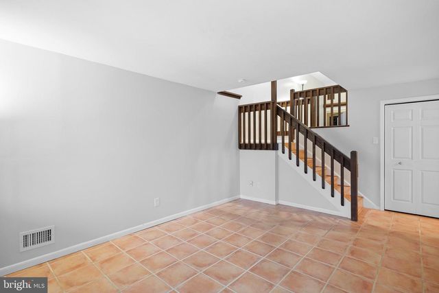 5552 DORAL DR, Wilmington, DE 19808