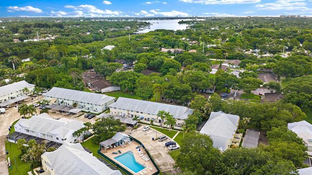 6158 Riverwalk Lane 6, Jupiter, FL 33458