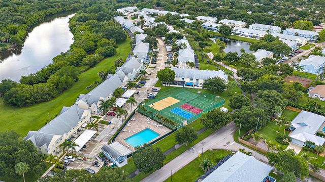 6158 Riverwalk Lane 6, Jupiter, FL 33458