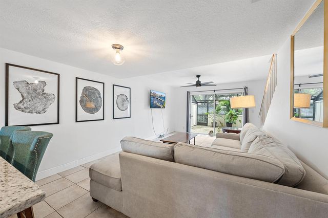 6158 Riverwalk Lane 6, Jupiter, FL 33458