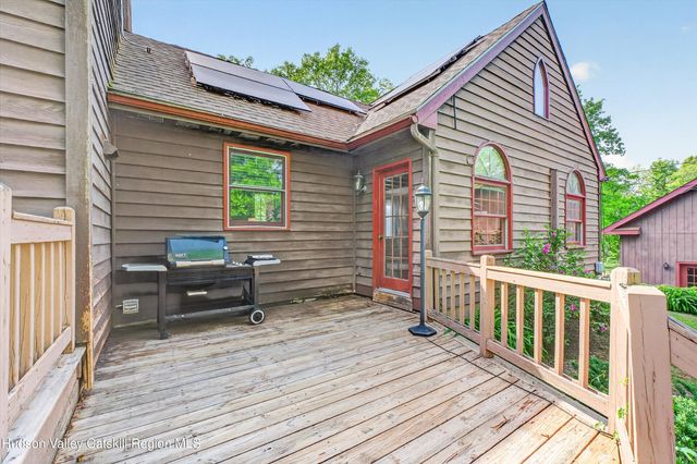 112 Dubois Road, New Paltz, NY 12561