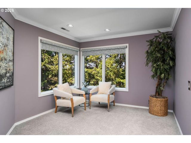 19042 35TH Pl, Lake Oswego, OR 97034