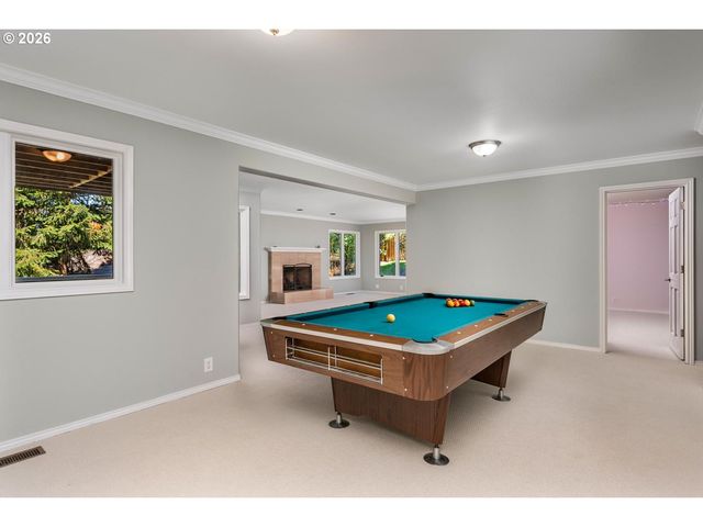 19042 35TH Pl, Lake Oswego, OR 97034