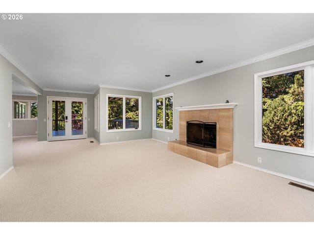 19042 35TH Pl, Lake Oswego, OR 97034