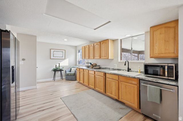 213 S 75 W, Farmington, UT 84025