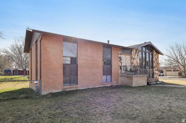 213 S 75 W, Farmington, UT 84025