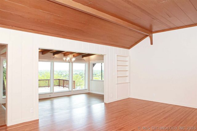 2211 N Denver Place, Tulsa, OK 74106