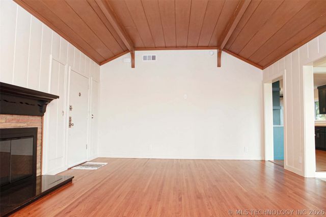 2211 N Denver Place, Tulsa, OK 74106