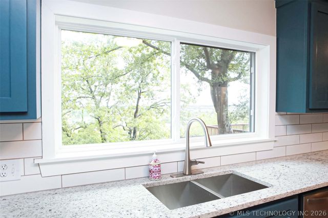 2211 N Denver Place, Tulsa, OK 74106