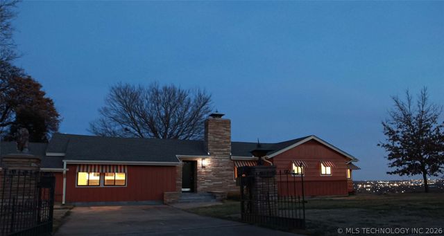 2211 N Denver Place, Tulsa, OK 74106