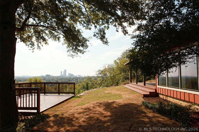 2211 N Denver Place, Tulsa, OK 74106