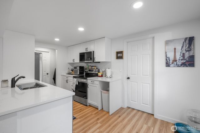 4110 W J Street, Bremerton, WA 98312