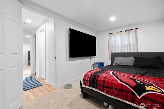 4110 W J Street, Bremerton, WA 98312