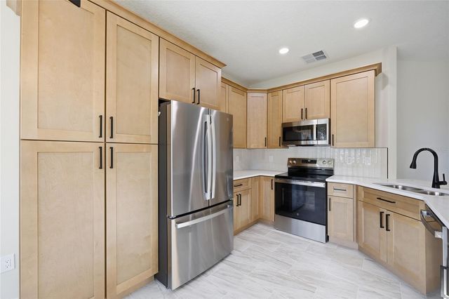 4506 WATERSIDE POINTE CIRCLE, Orlando, FL 32829