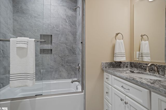 105 Hampton Grove Way, Greenville, SC 29617