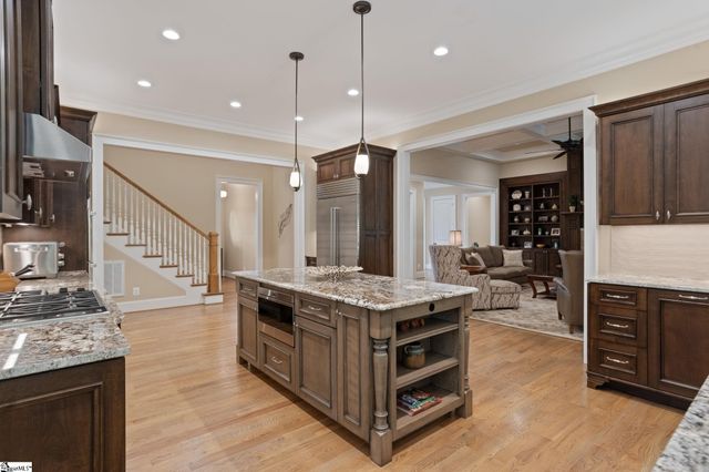 105 Hampton Grove Way, Greenville, SC 29617