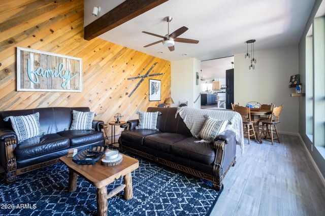 17845 S SILVERLAKE Drive, Munds Park, AZ 86017