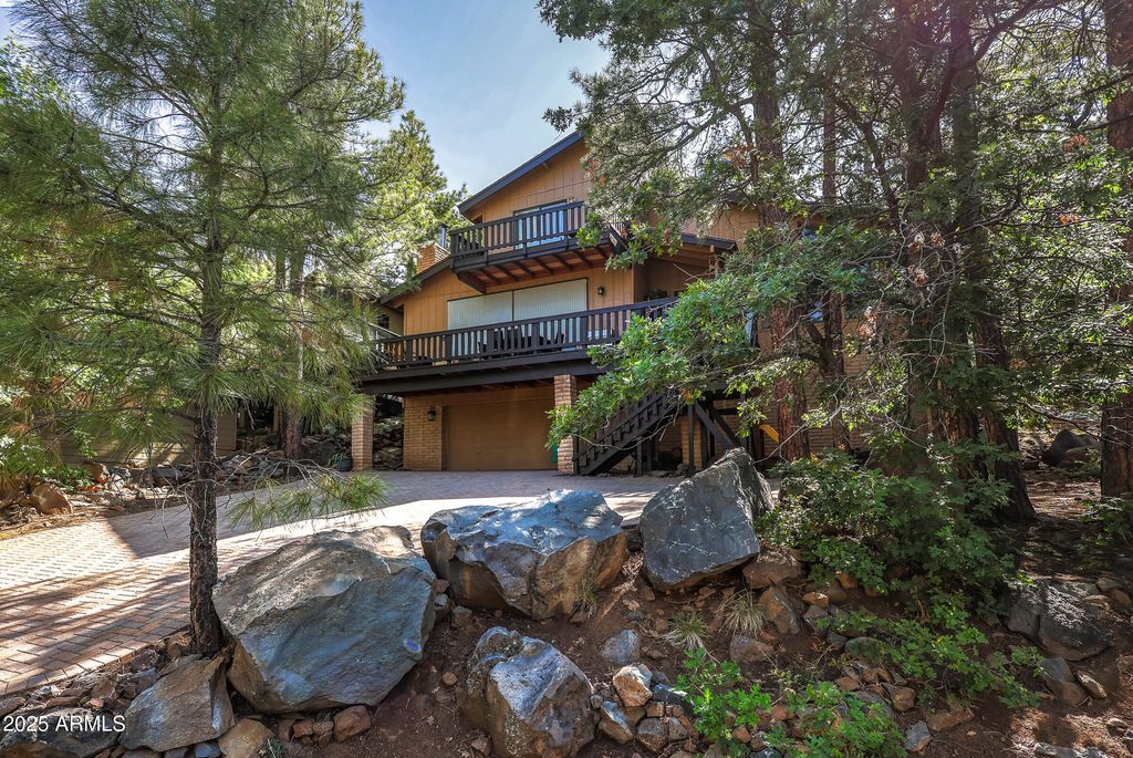 17845 S SILVERLAKE Drive, Munds Park, AZ 86017