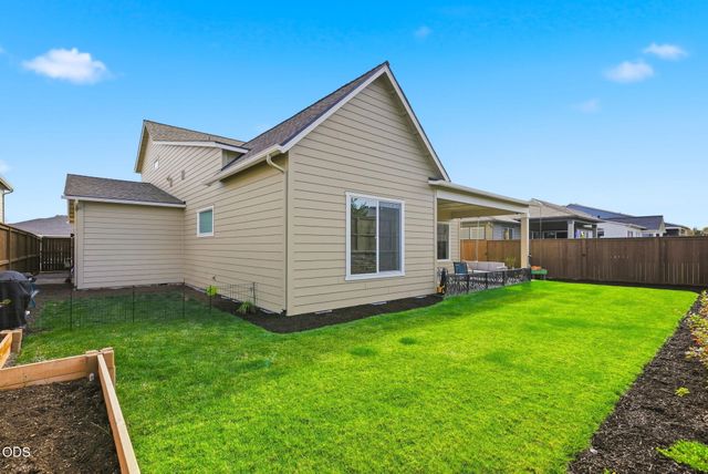 3718 NE Suchy Street, Bend, OR 97701