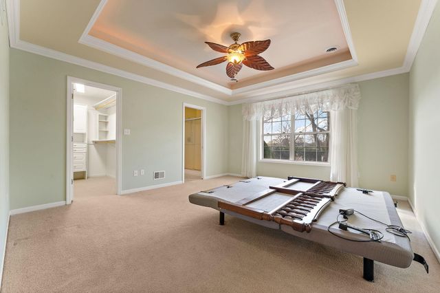 901 Veterans Lane, Crown Point, IN 46307